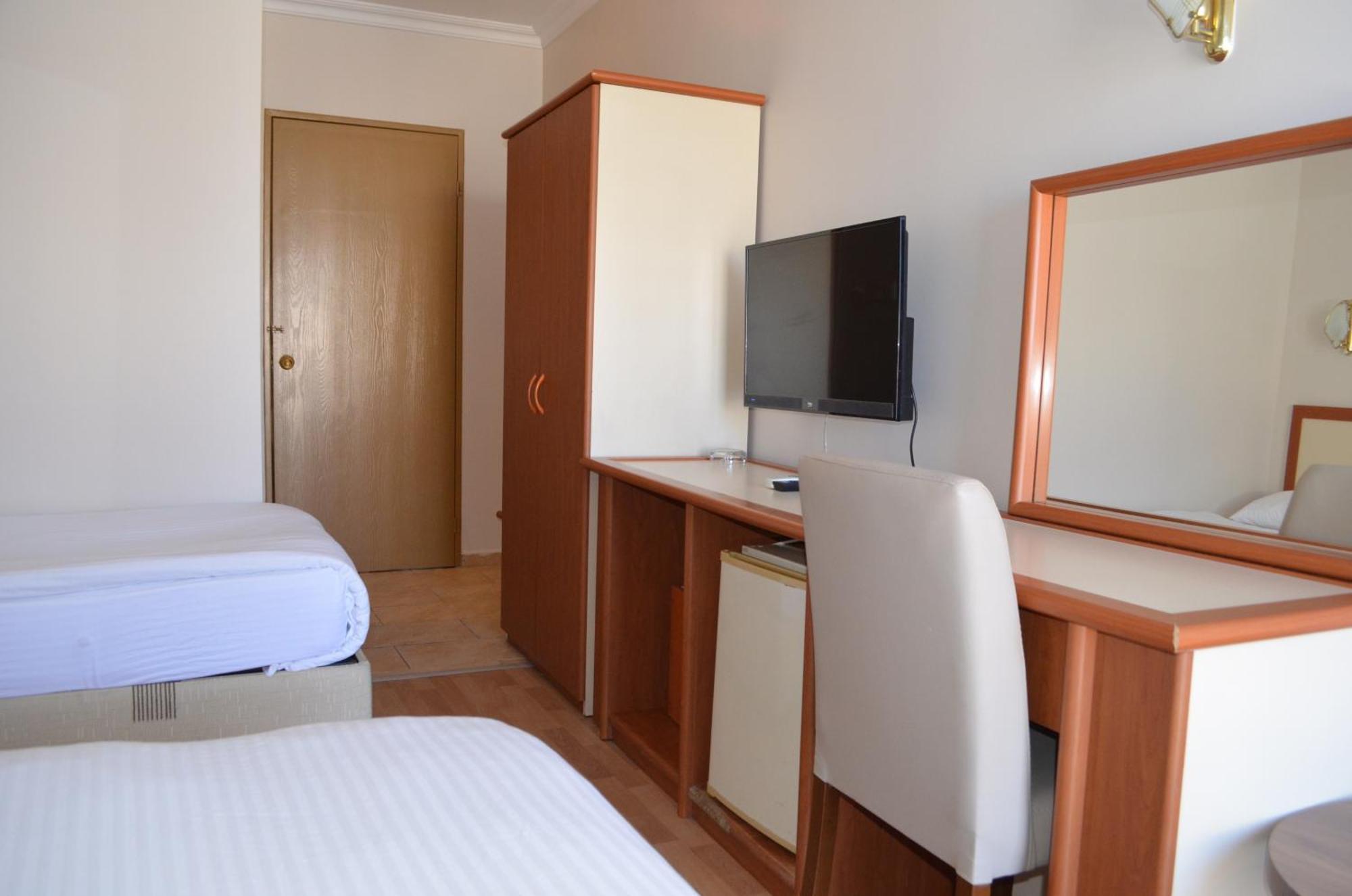 Grand Milano Hotel Ayvalı Habitación foto